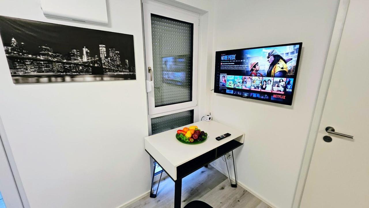 Apartment Kueche Arbeitsplatz Netflix Wlan Barrierefrei 아우크스부르크 외부 사진