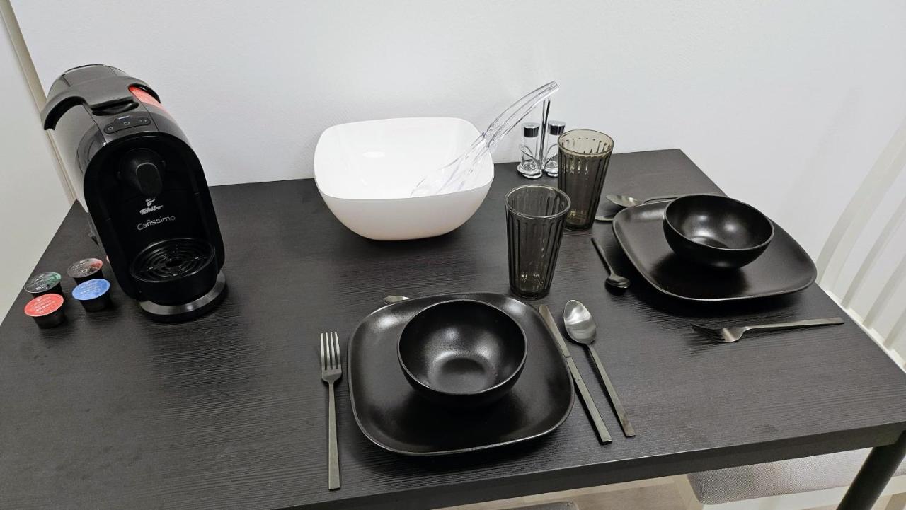 Apartment Kueche Arbeitsplatz Netflix Wlan Barrierefrei 아우크스부르크 외부 사진