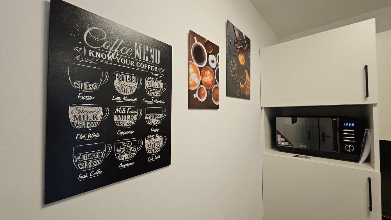 Apartment Kueche Arbeitsplatz Netflix Wlan Barrierefrei 아우크스부르크 외부 사진